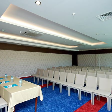 Maya World Hotel All Inclusive Side Buitenkant foto
