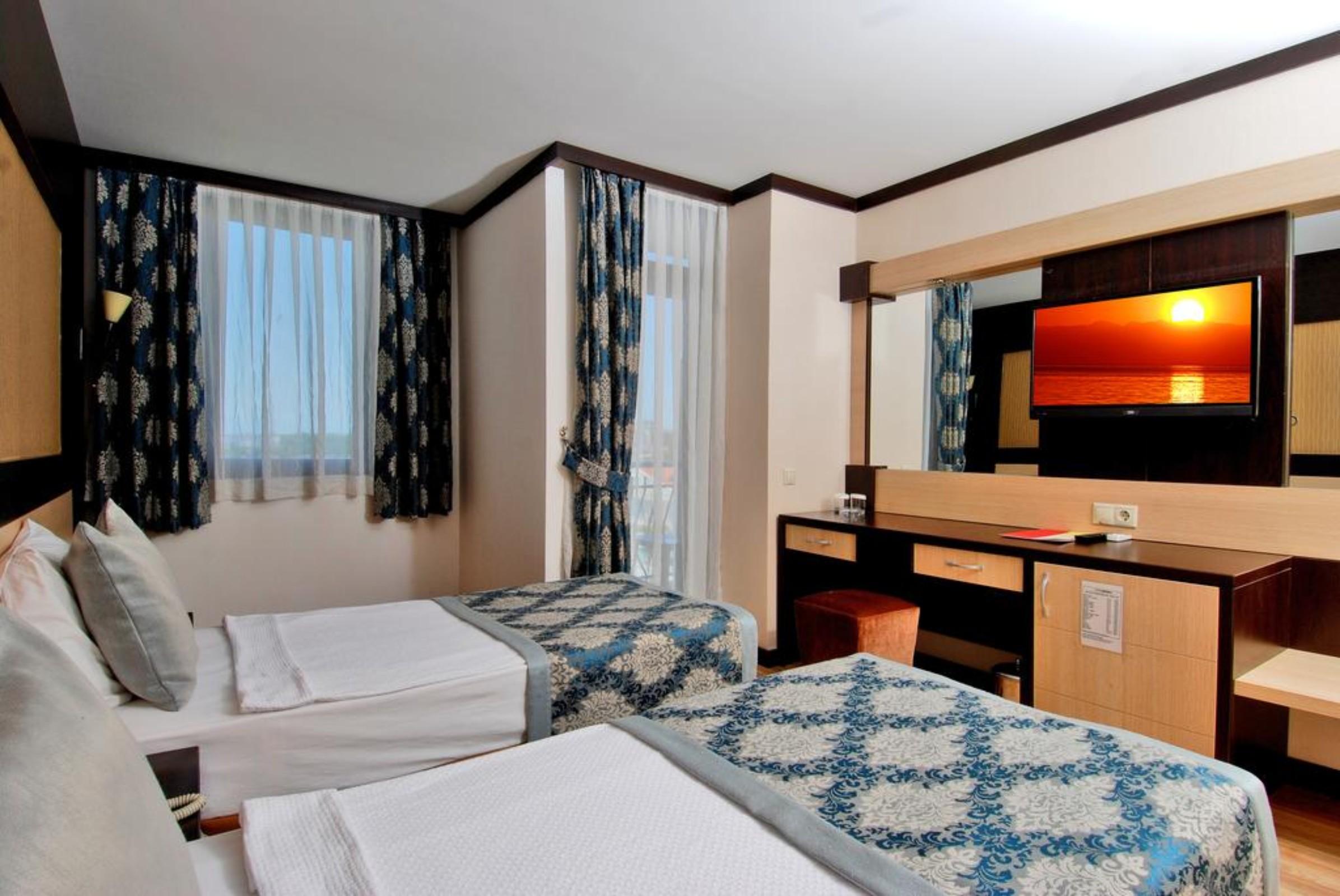 Maya World Hotel All Inclusive Side Buitenkant foto