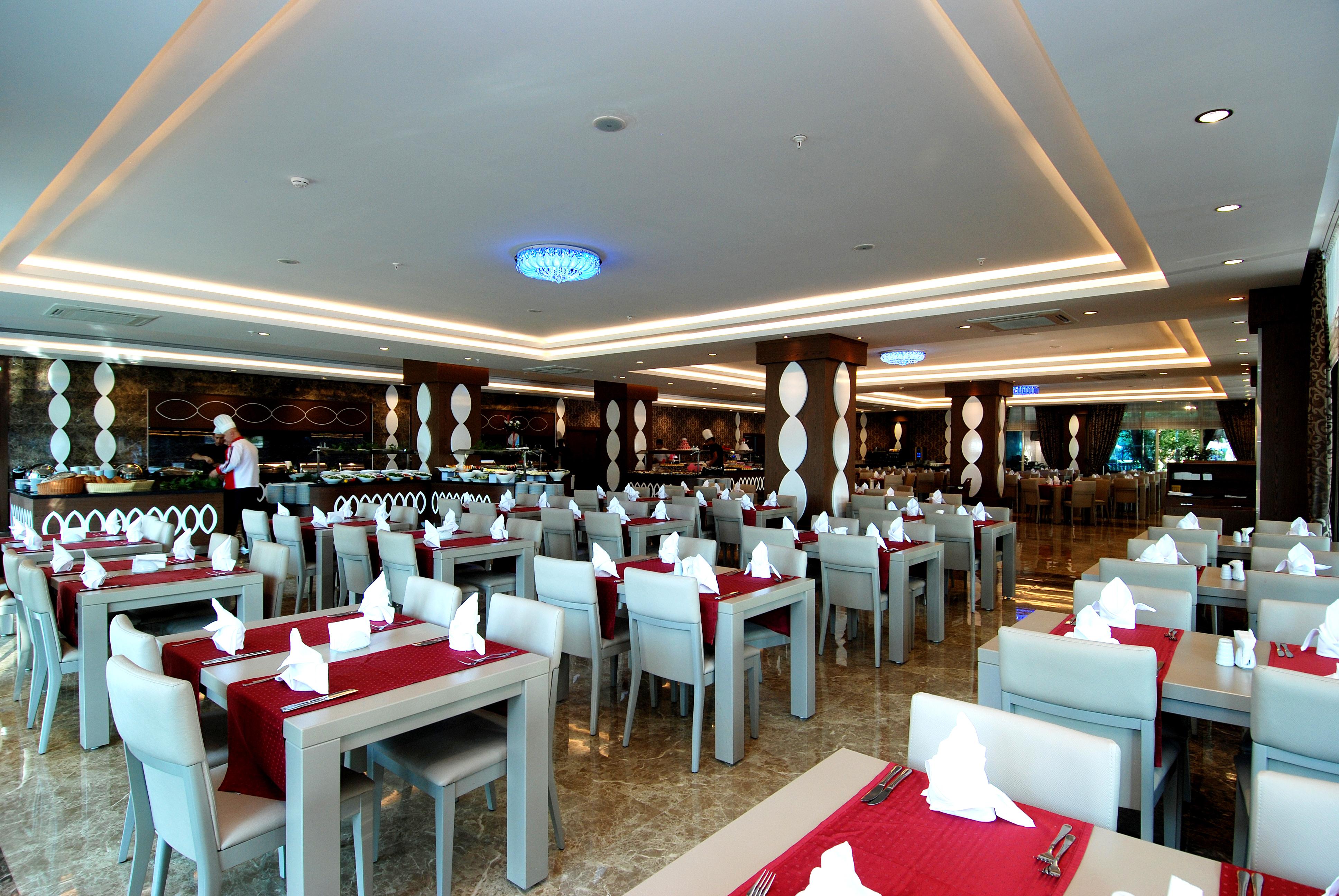 Maya World Hotel All Inclusive Side Buitenkant foto