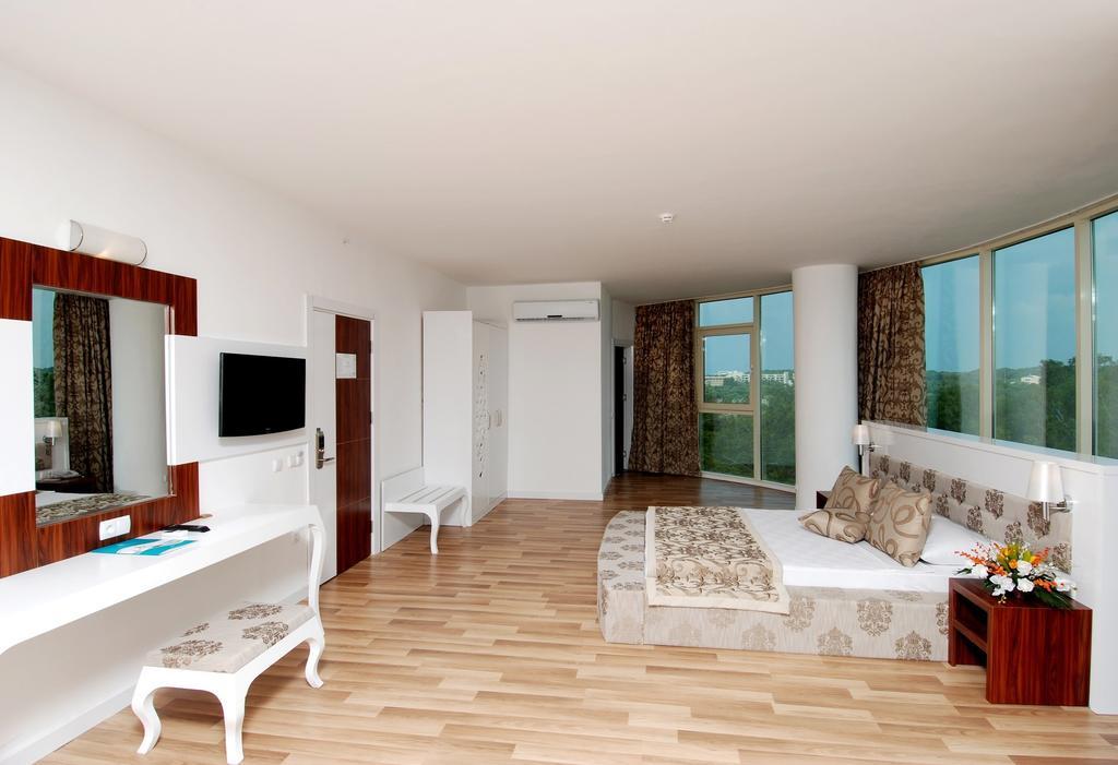 Maya World Hotel All Inclusive Side Kamer foto