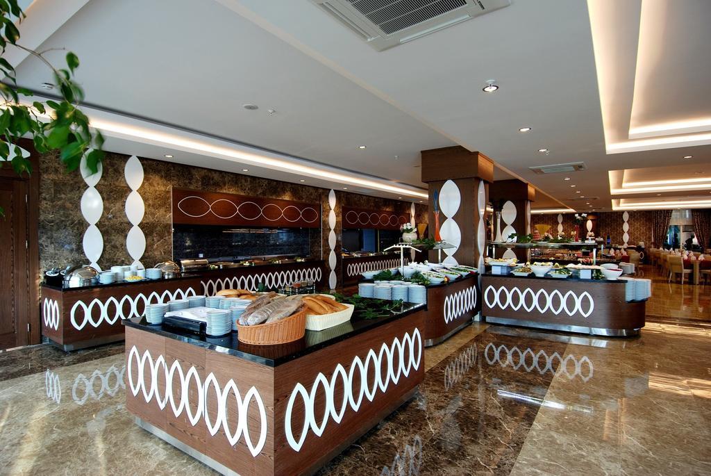 Maya World Hotel All Inclusive Side Buitenkant foto
