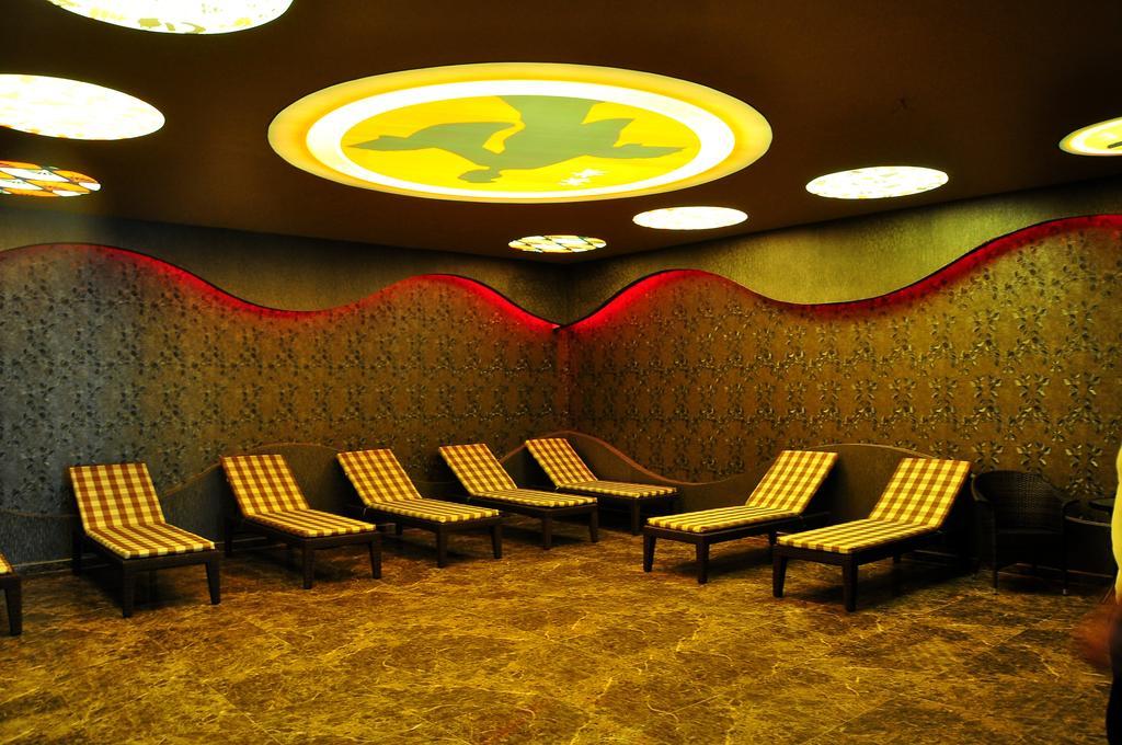 Maya World Hotel All Inclusive Side Buitenkant foto