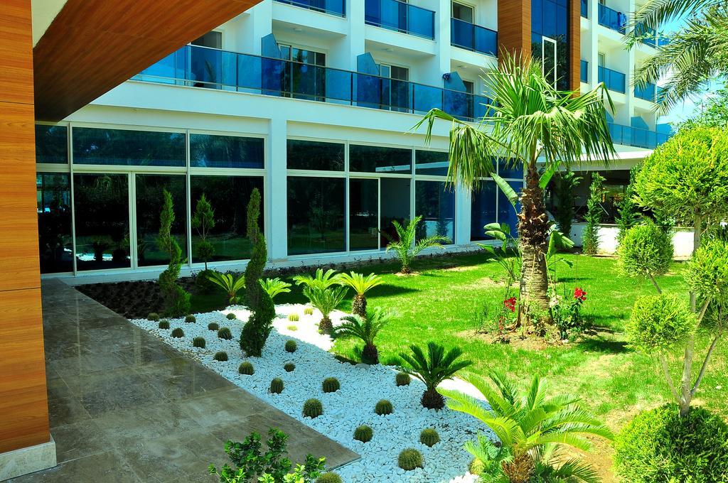 Maya World Hotel All Inclusive Side Buitenkant foto